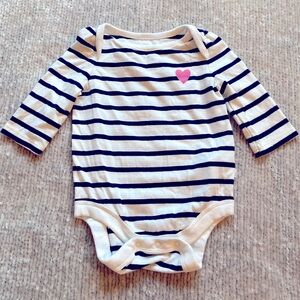 Baby Gap Onesie One Piece Striped Heart 0-3 Months